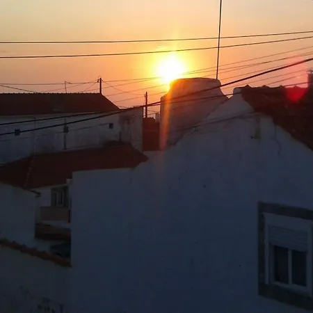 بيت للعطل Lomba House, Almocageme